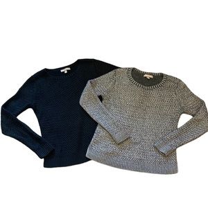 𝅺Banana Republic Crew Neck Sweaters Black and Silver Women’s Size Medium